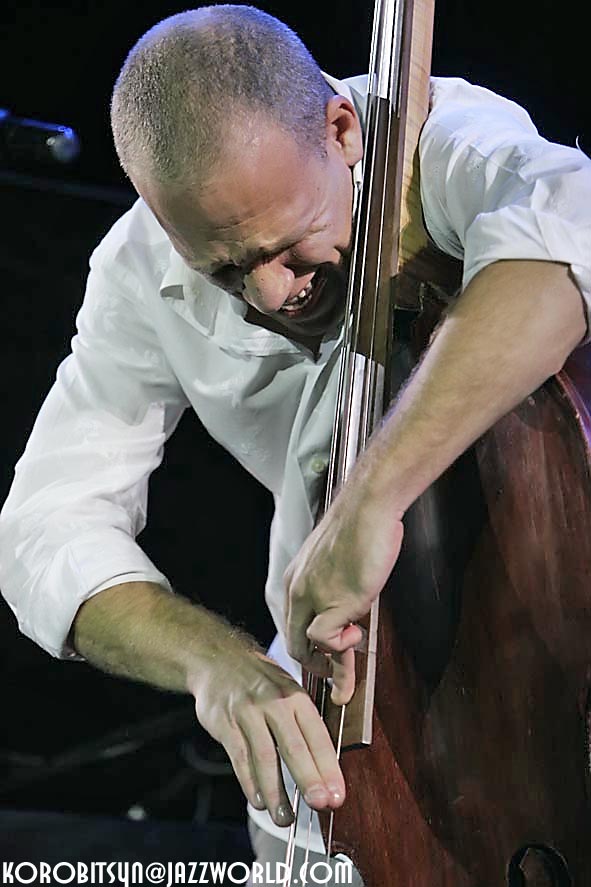 Avishai Cohen_4013