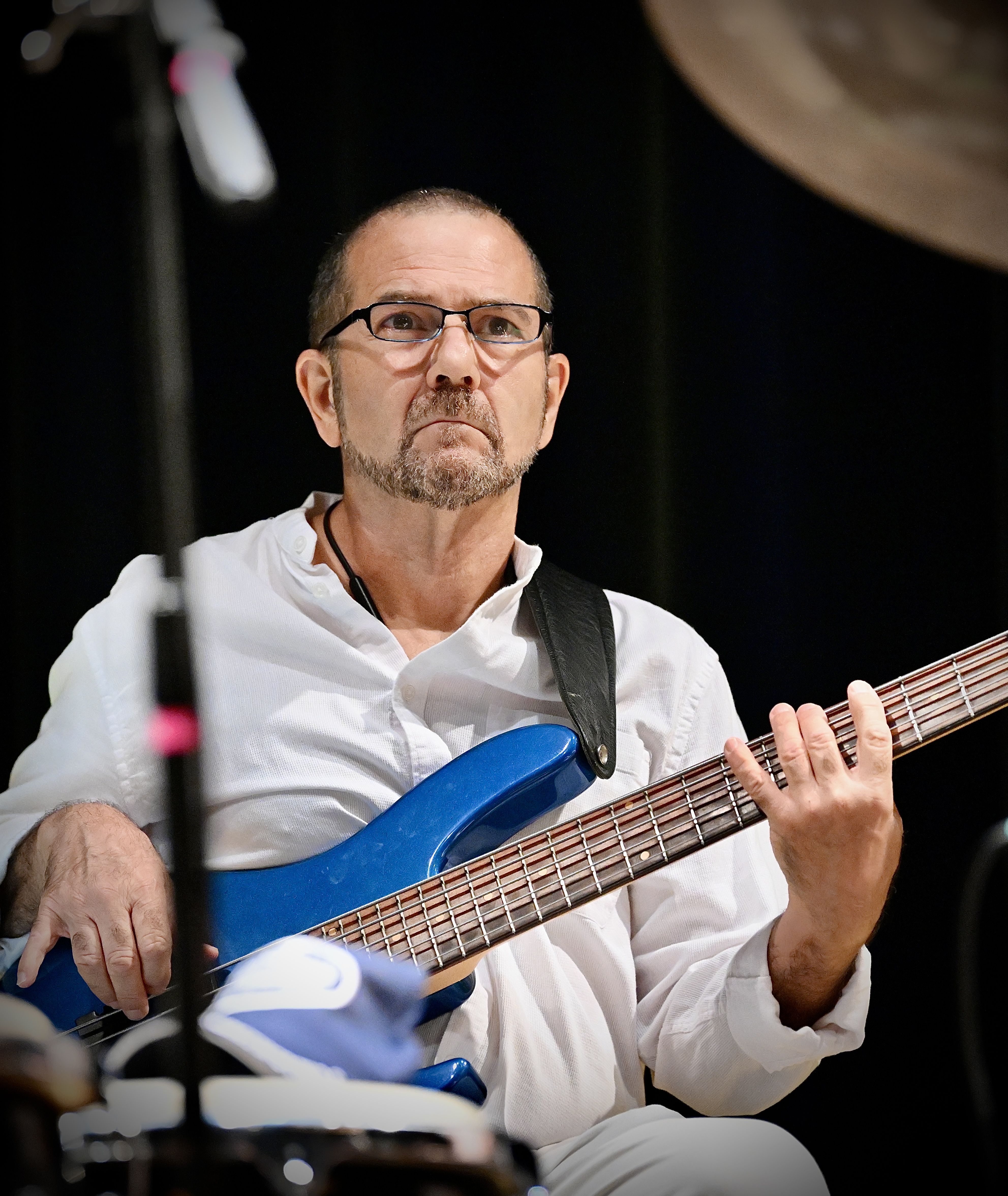 Leo Traversa (with Bobby Sanabria) — jazz photo by Dan Bilawsky | All About Jazz