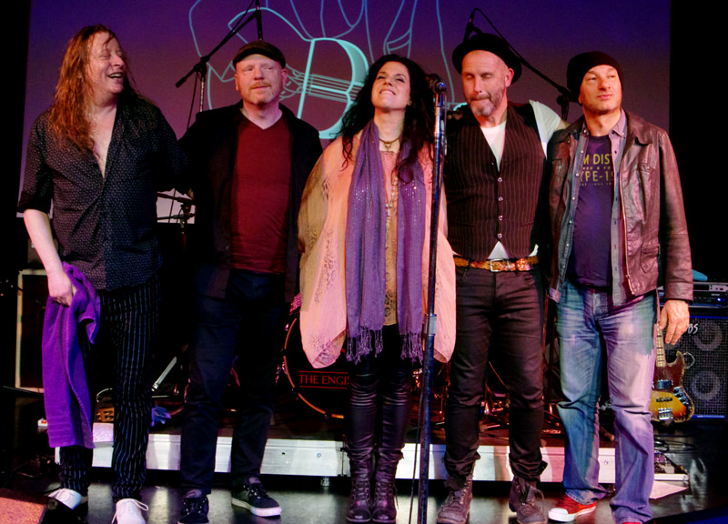 Sari Schorr And The Engine Room