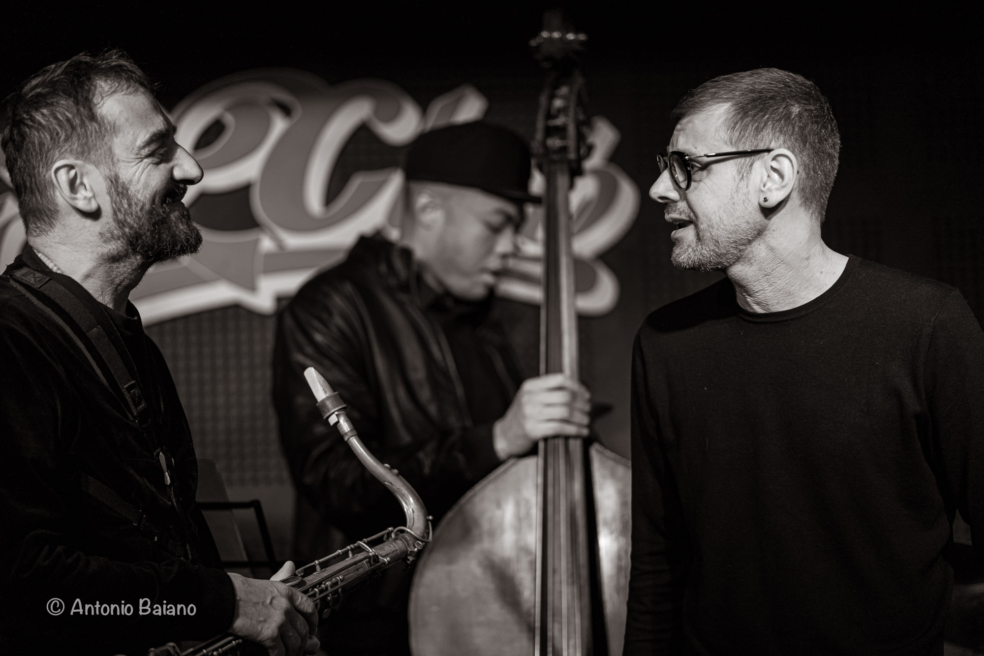 Francesco Bearzatti, Eric Wheeler (background), Fabrizio Bosso