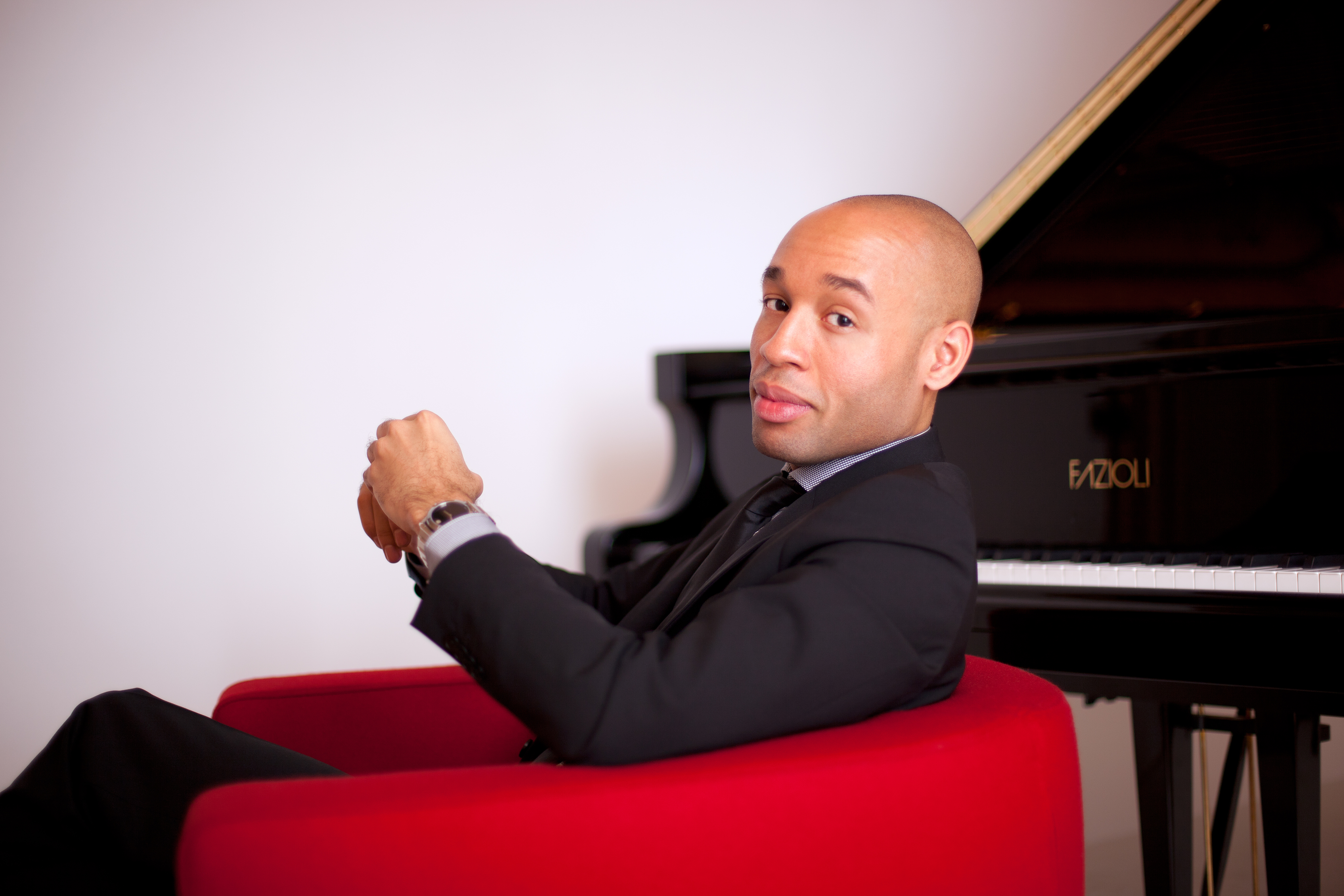 Aaron Diehl Trio