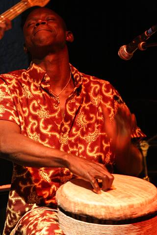 Souleymane Koulibaly with Stratrometric at the Chorus, Lausanne, Switzerland,2005