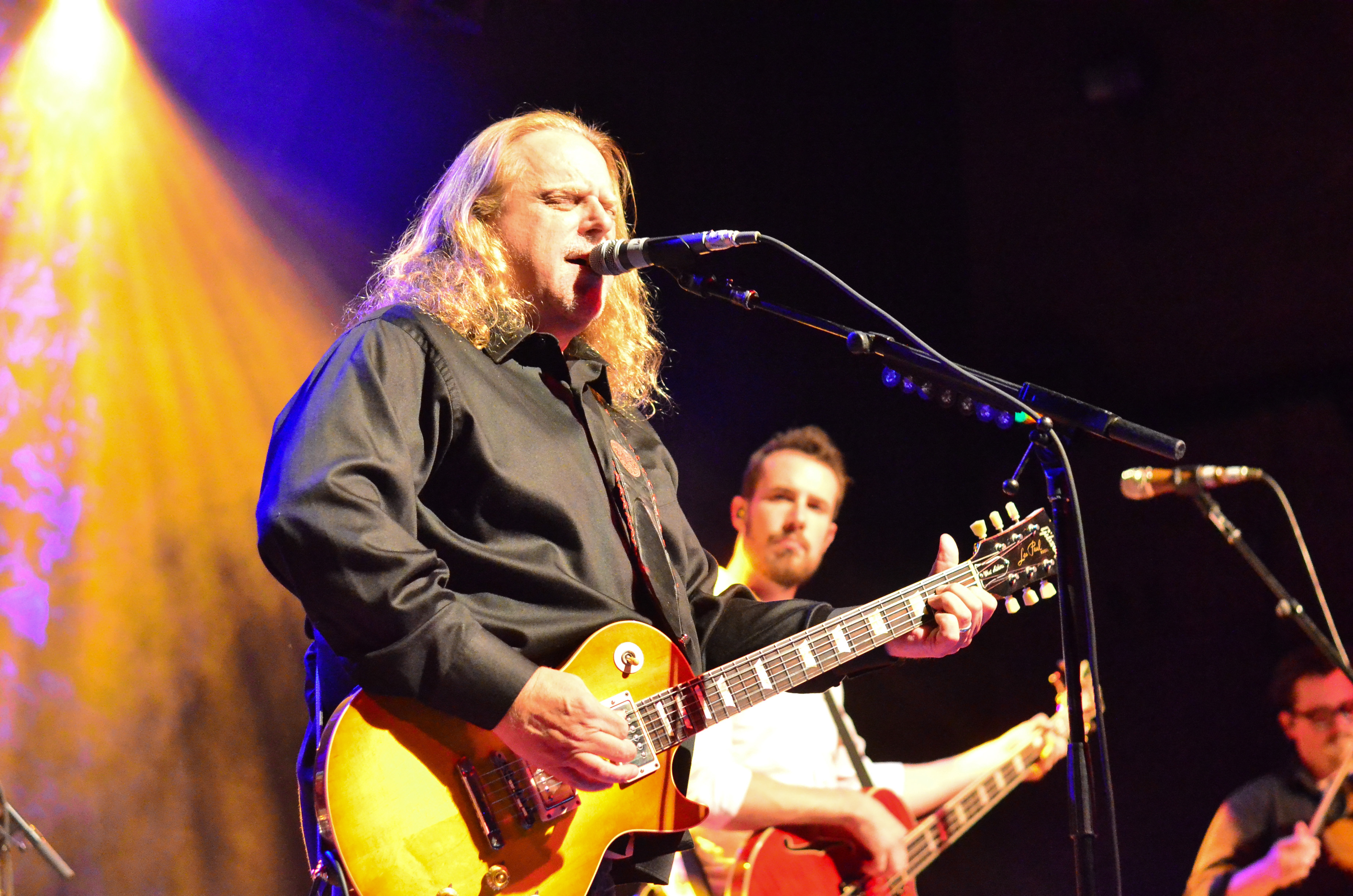 Warren Haynes at The Space at Westbury on 10-7-2015.