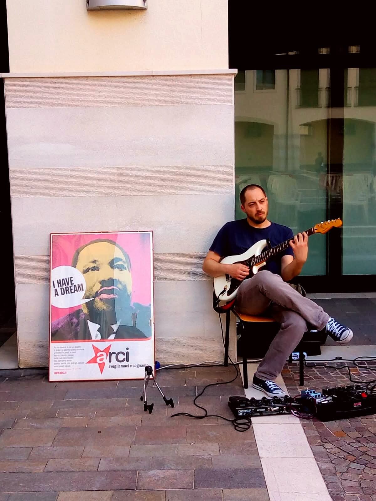 Luca Crispino musicista chitarrista jazz