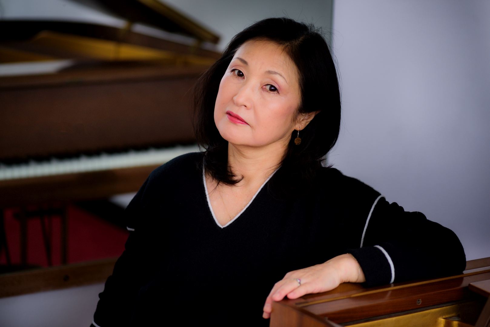 Atzko at the piano
