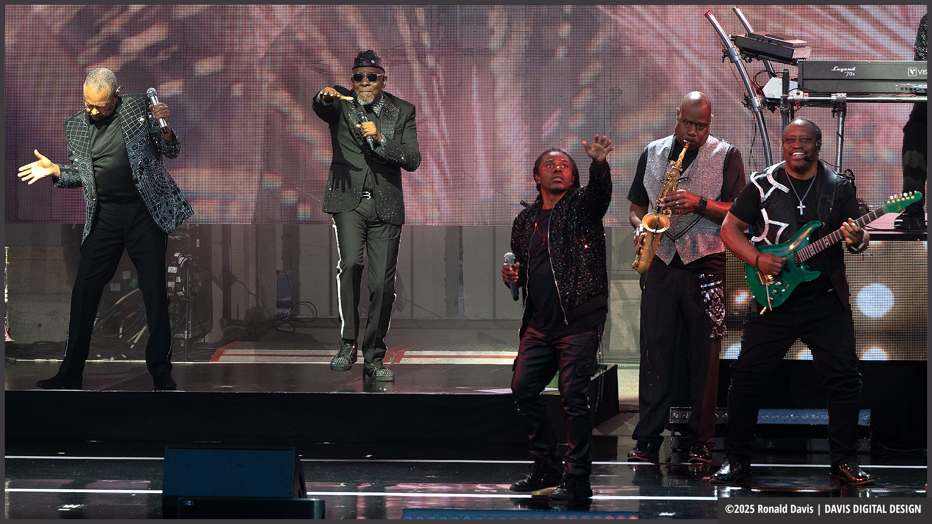 Earth, Wind & Fire