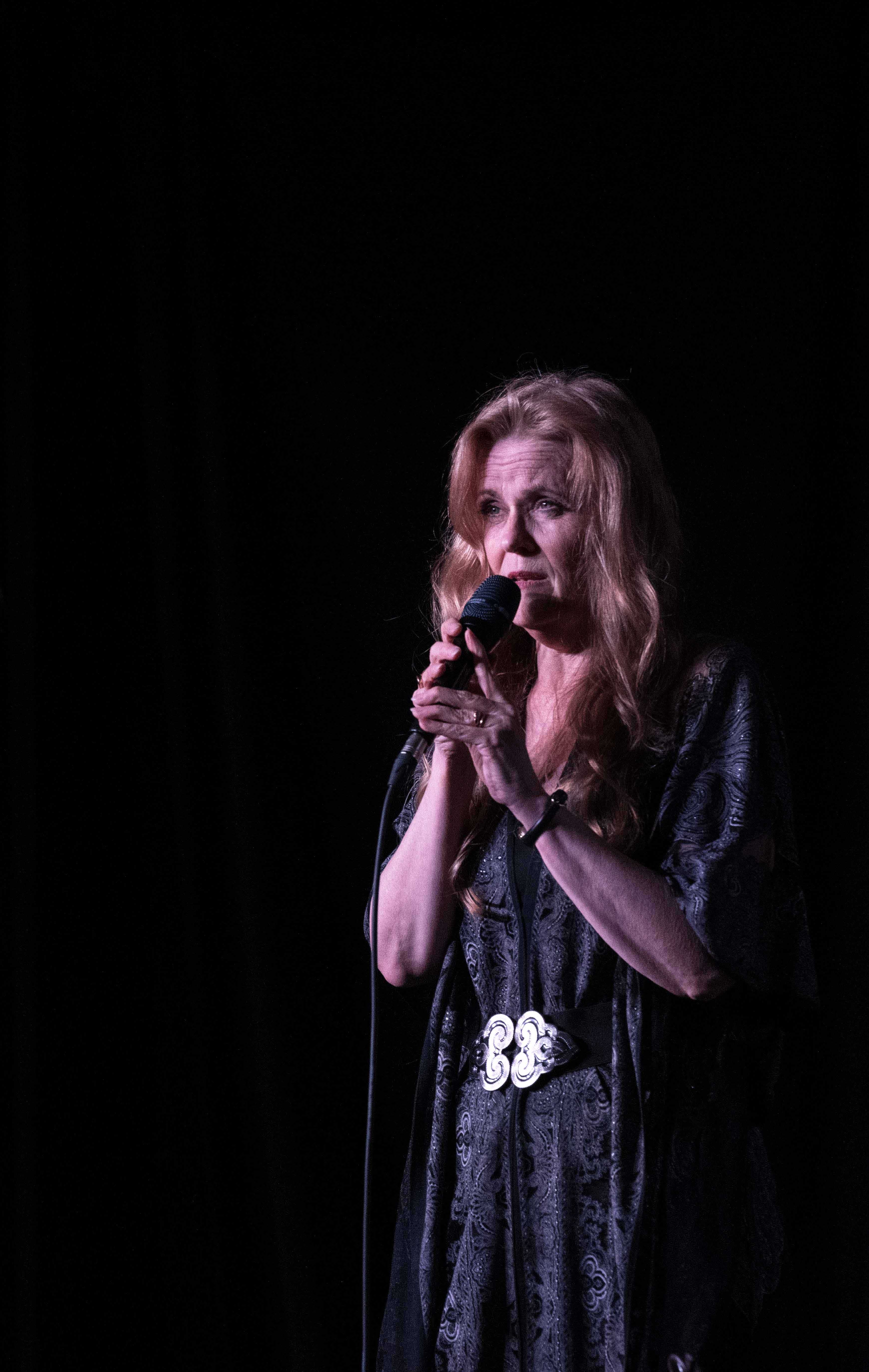 Tierney Sutton with the Jae Sinnett Trio