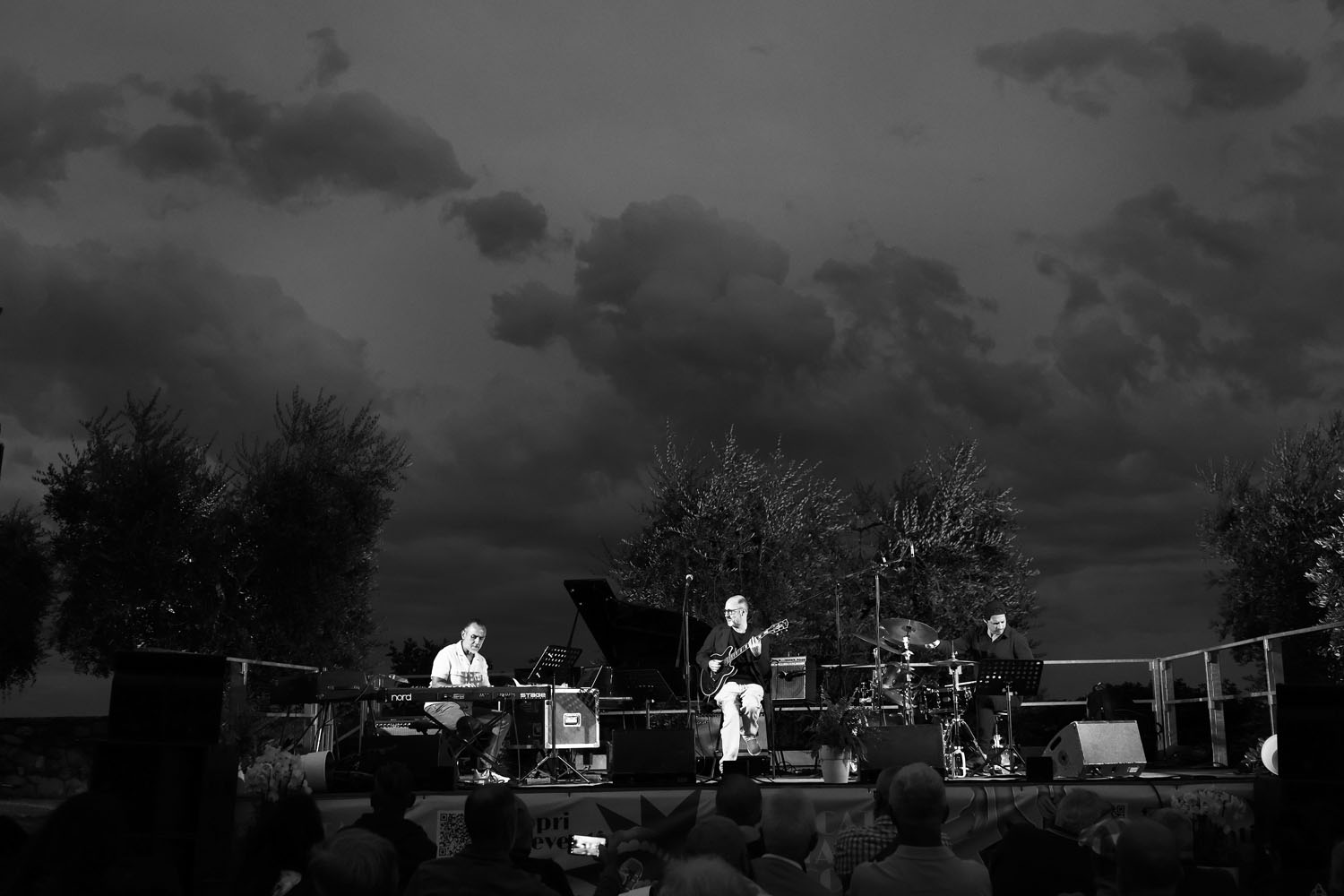 Luigi Masciari Trio
