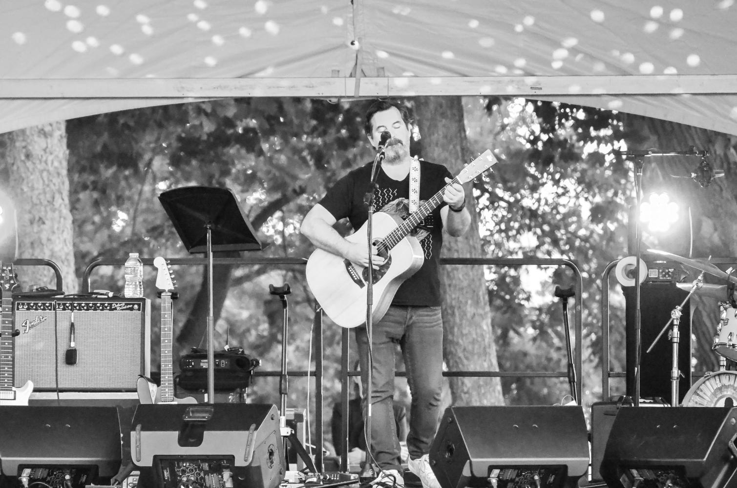 Duncan Sheik and Suzanne Vega Sunset Concert at Sands Point Preserve Conservancy on 9-25-2016. 