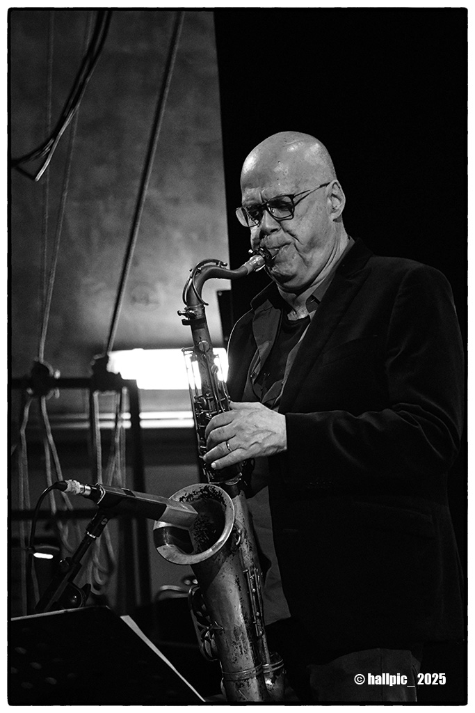 Peter Erskine & the Dr. Um Band feat. Mike Mainieri