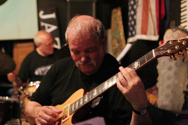 John Abercrombie and Bob Meyers with the "Adam Kolker Quartet" at the Fat Cat, Manhattan, New-York, USA, June 2006
