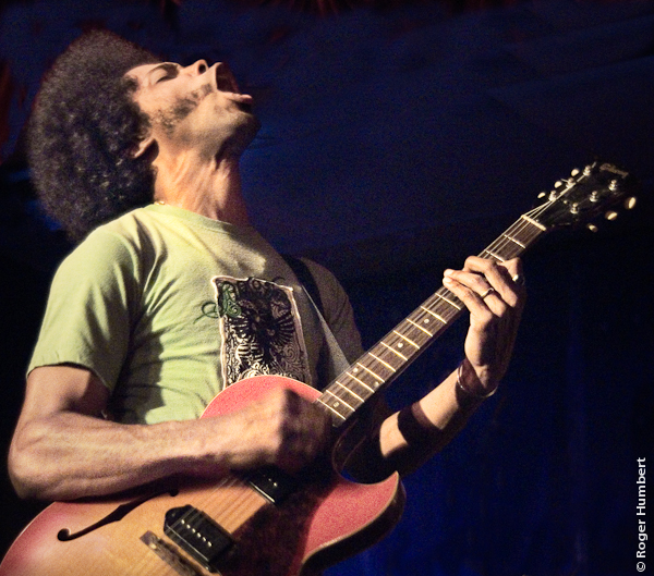 Alex Cuba