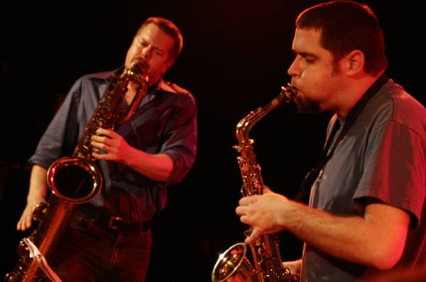 Ken Vandermark and Dave Rempis with "Vandermark 5" at the Sud Des Alpes, Amr, Geneva, Switzerland, 2005