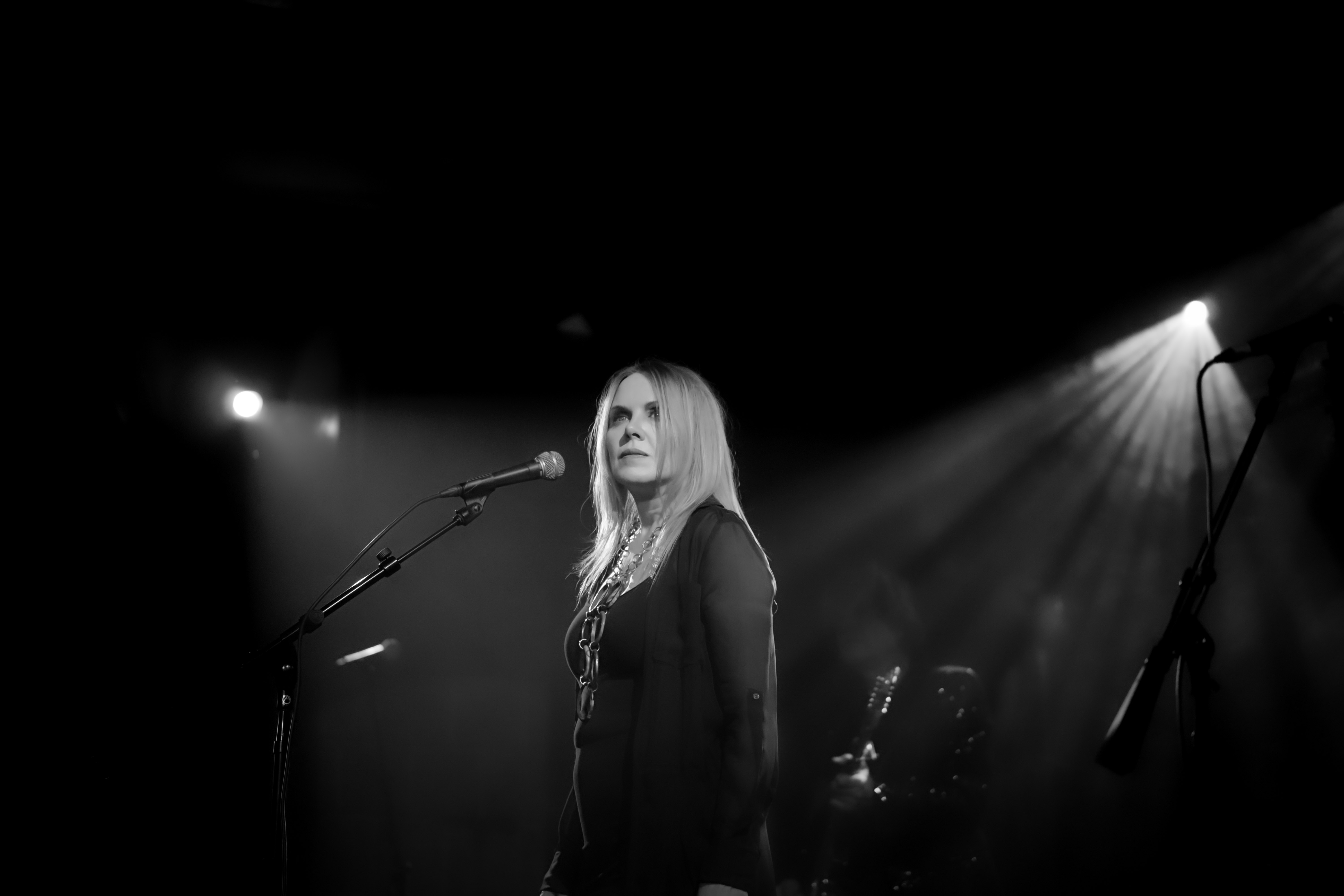 Mary Fahl at The Cutting Room 3