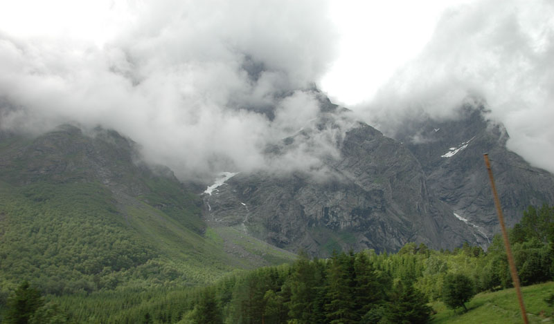 Oslo to Molde Part 2: Train from Domb