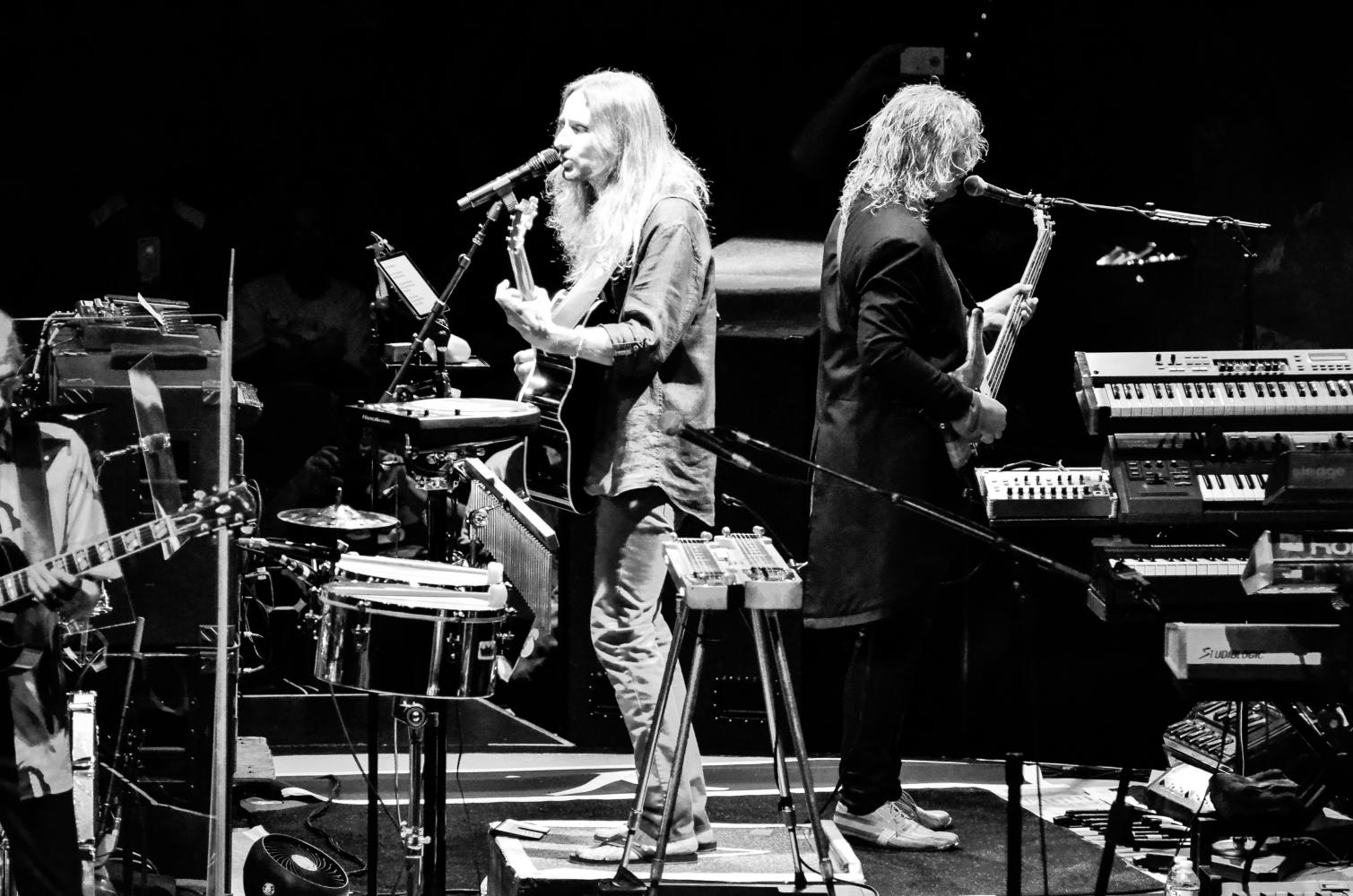 YES at NYCB Theatre at Westbury on 8-6-2016.