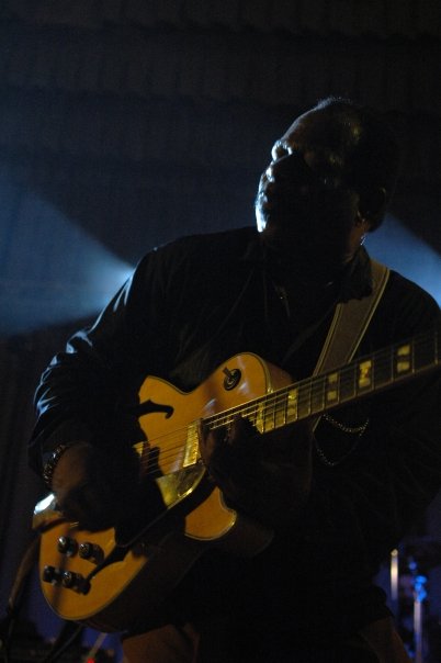 Emmett North Jr. Live at the 'City Centre Theatre,Sarezzo,Italy 2006'