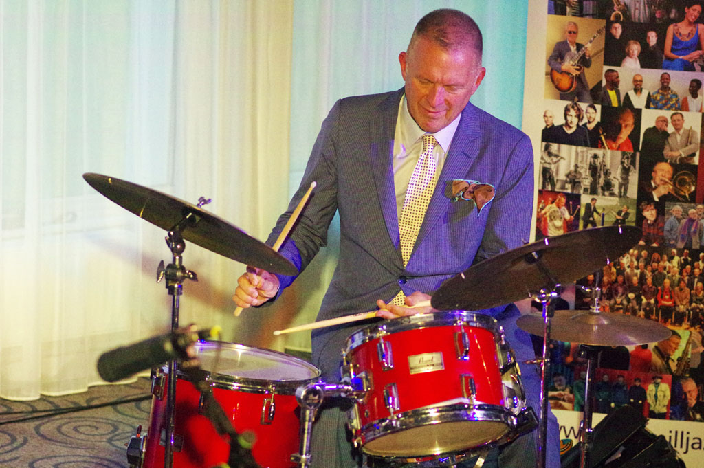 Joe Farnsworth - Sarah Hanahan Quartet