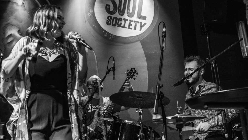 Vesna&WhoManDog@soulsociety Belgrade