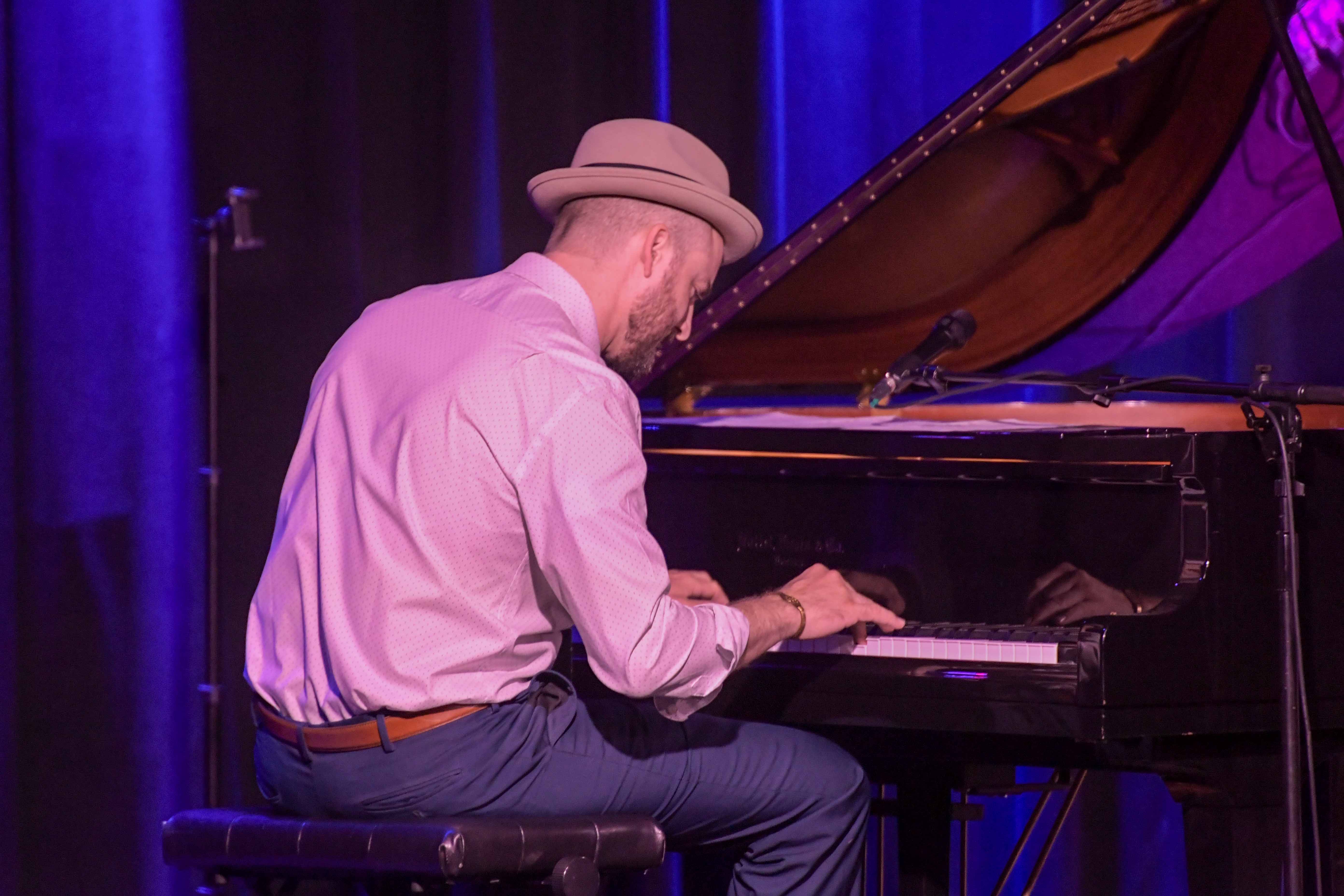 Quentin Walston - keyboards