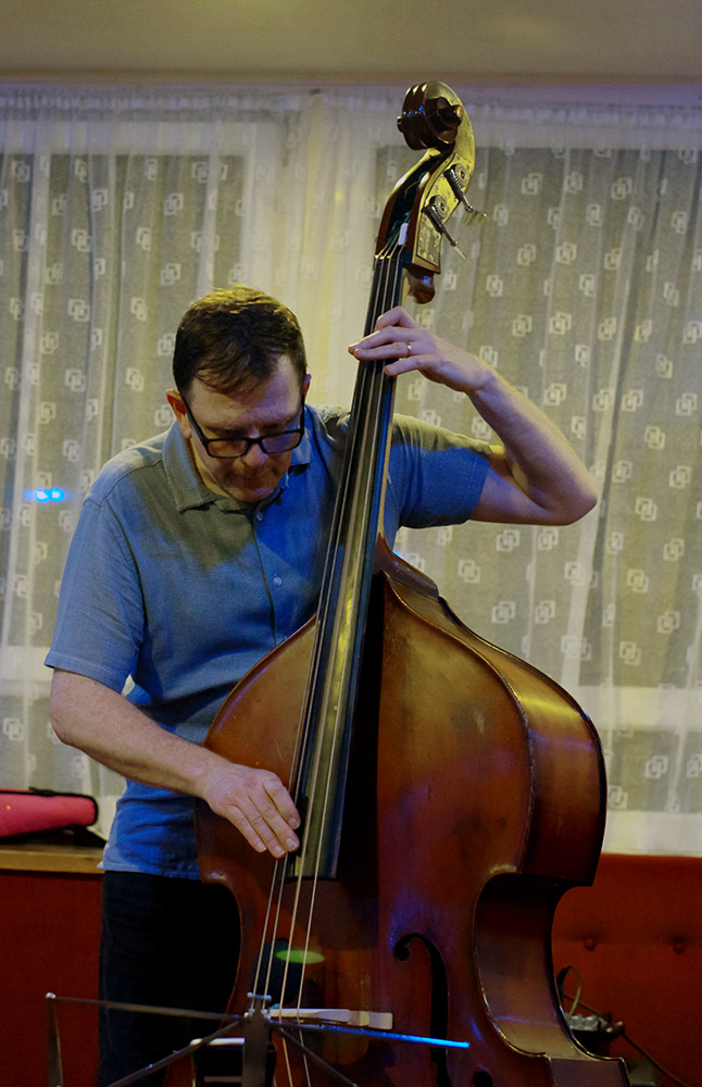 Paul Richards Trio, Steve Thompson