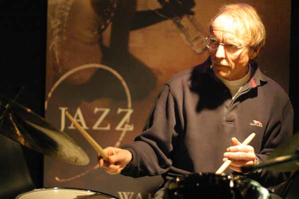 "Renaissance Trio" at le Contretemps, Geneva, Switzerland, 2004