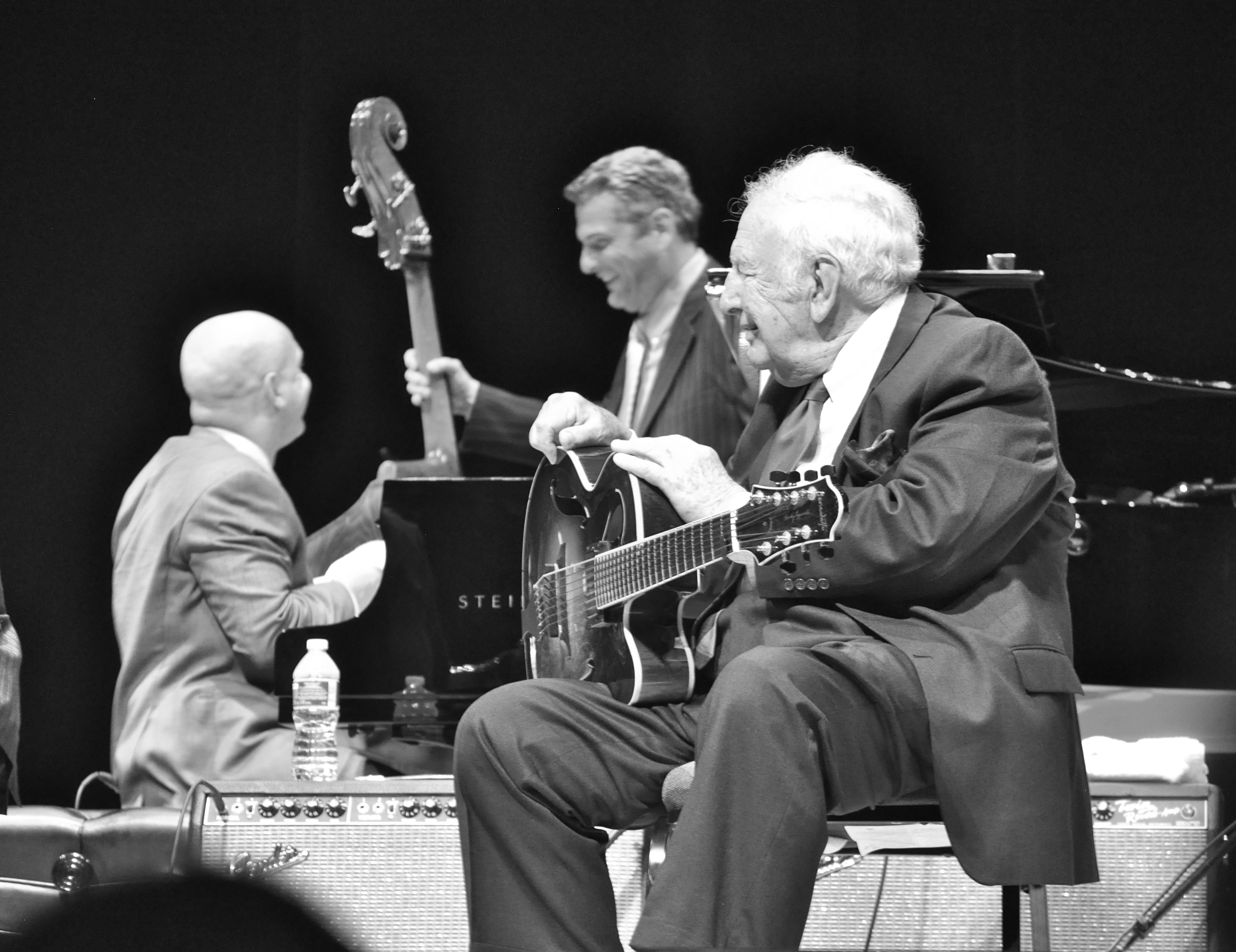 Bucky Pizzarelli