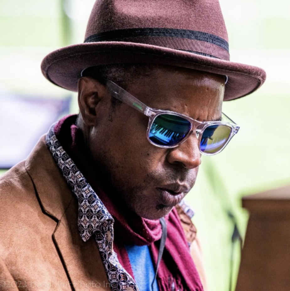 Pianist, Lafayette Gilchrist & His Sextet