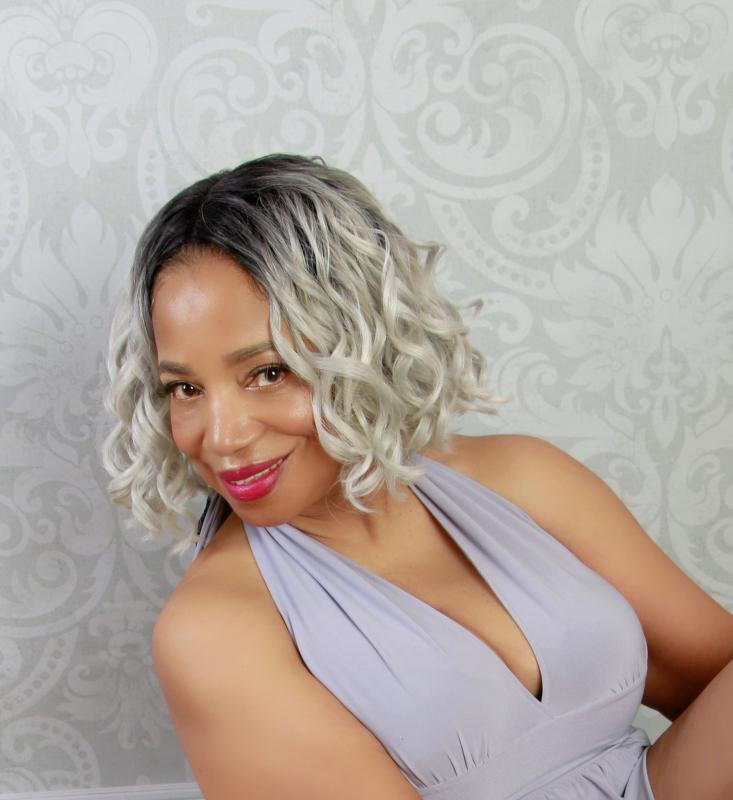 Mercedes Nicole at The Winter Blue Room