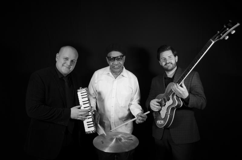 Sonny Disposition at Rainer's Bar