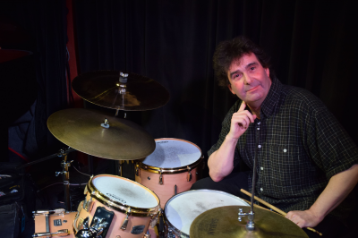 Phil Ayres at 606 Club