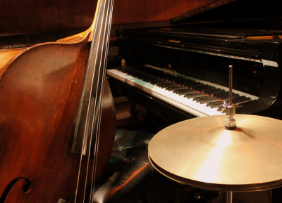 Leo Volskiy Trio at Virtual Location