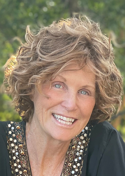 Julie Newsome at Bogie's Bar - Westlake