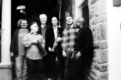 Reverend Chris And His Quintet at Paris Bistro & Jazz Cafe