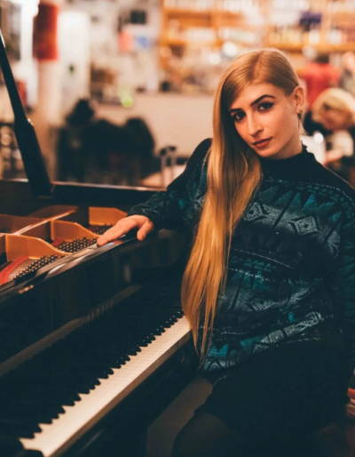 Kelly Moran at Solar Myth