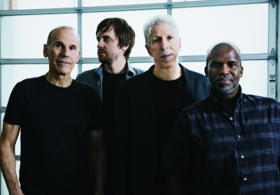 Yellowjackets at Manchester Craftsmen's Guild