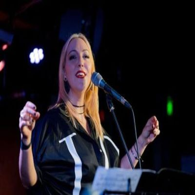 Alfresco Dining With Lauren Lucille at Keyneston Mill - Home Of Parterre Fragrances (botanical Gardens)