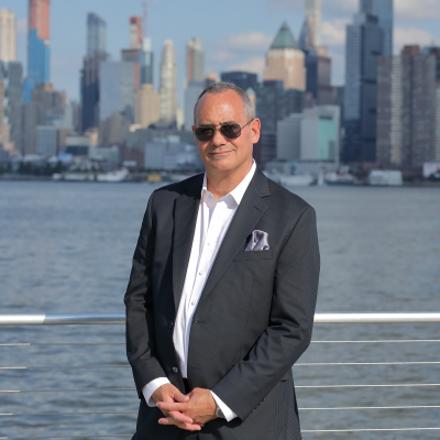 Greg Murphy at Lorenzo's Restaurant, Bar & Cabaret