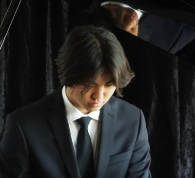 Wednesday Night Jazz With Charlee Loyst & Friends at The Village Courtyard