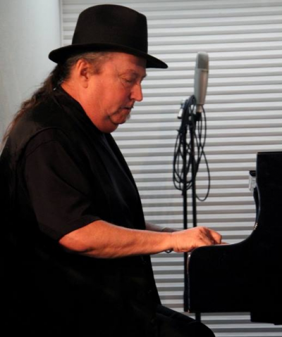 Bobby Van Deusen at Unitarian Universalist Congregation Of Venice