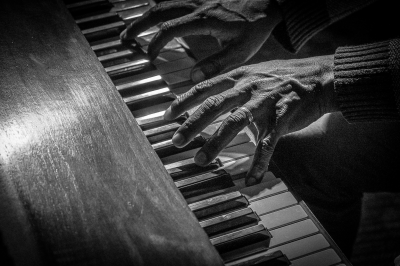 Kevin Korschgen / Wheel Session All-stars At Coffee Underground at Coffee Underground Theatre