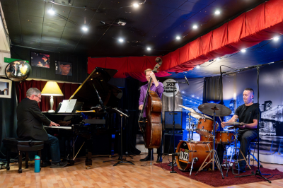 Reid Kennedy Trio at Jazz Central Studios