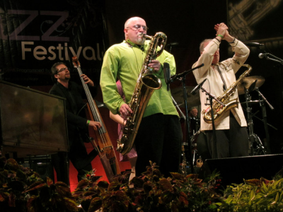 The Either/orchestra Rides Again at Accurate Records