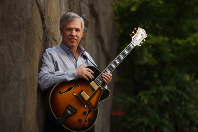 Jonathan Smith Trio at The Hoppy Brewer