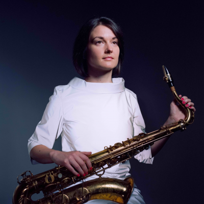 Trish Clowes: My Iris at Stoke-By-Nayland Hotel