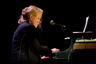 Efw Presents: Robin Holcolmb at Elysium Furnace Works at Howland Cultural Center