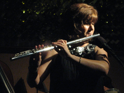 Lori Bell & Trio De Janeiro at Senses A Human Bistro
