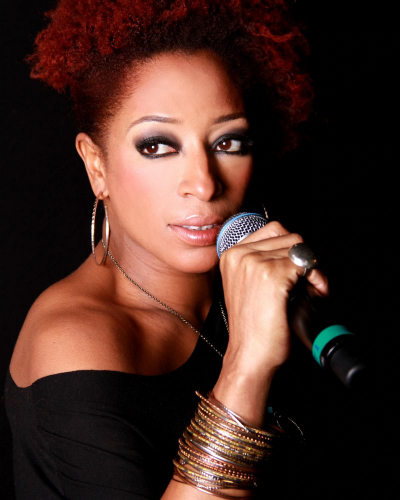 Julie Dexter  at Arthur's Blues and Jazz