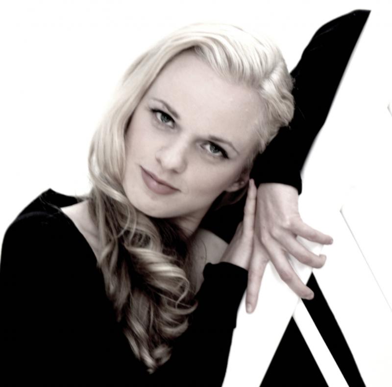 Thisbe Vos Jazz Trio at 17th Street Grill - event poster Thisbe Vos Jazz Trio at 17th Street Grill