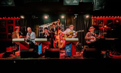 The Lincoln Traditional Jazz Band With Annie And The Fur Trappers